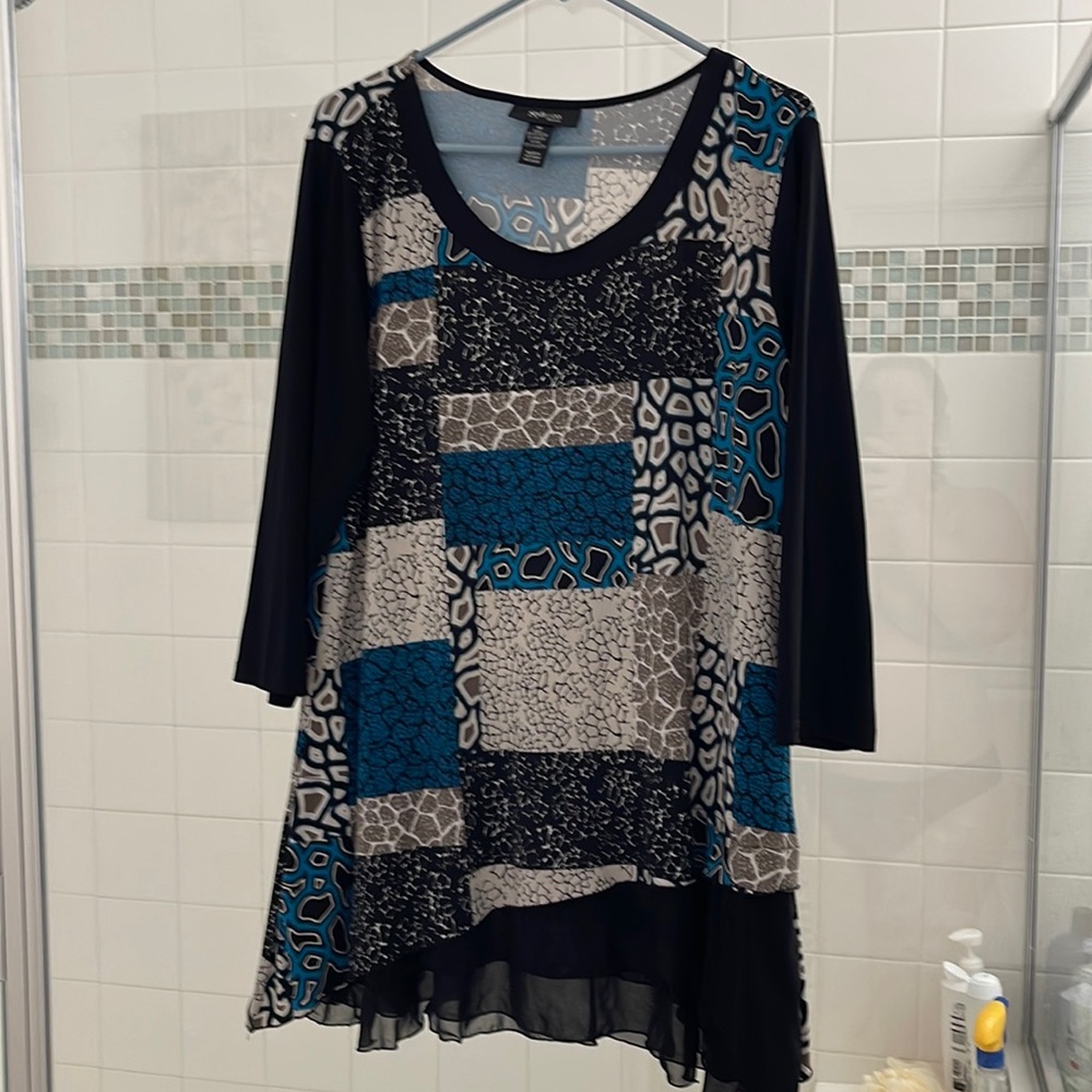Style and co 1X top. Gently worn.